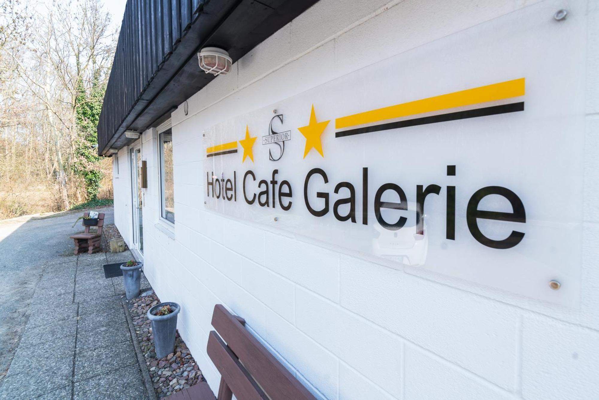 Hotel-Café-Galerie Garbsen Esterno foto